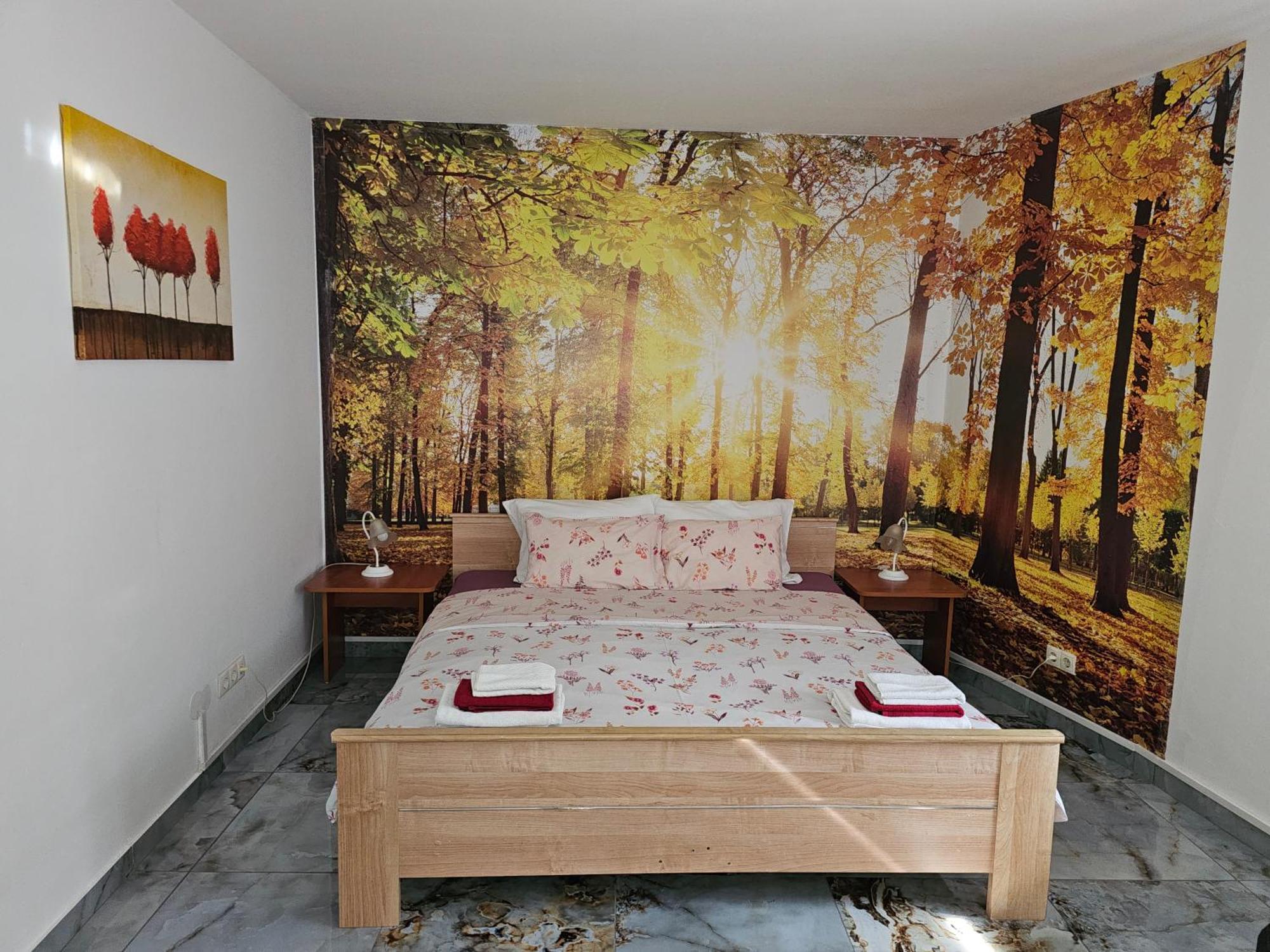Apartmani Royal Residence ゴルバッツ エクステリア 写真