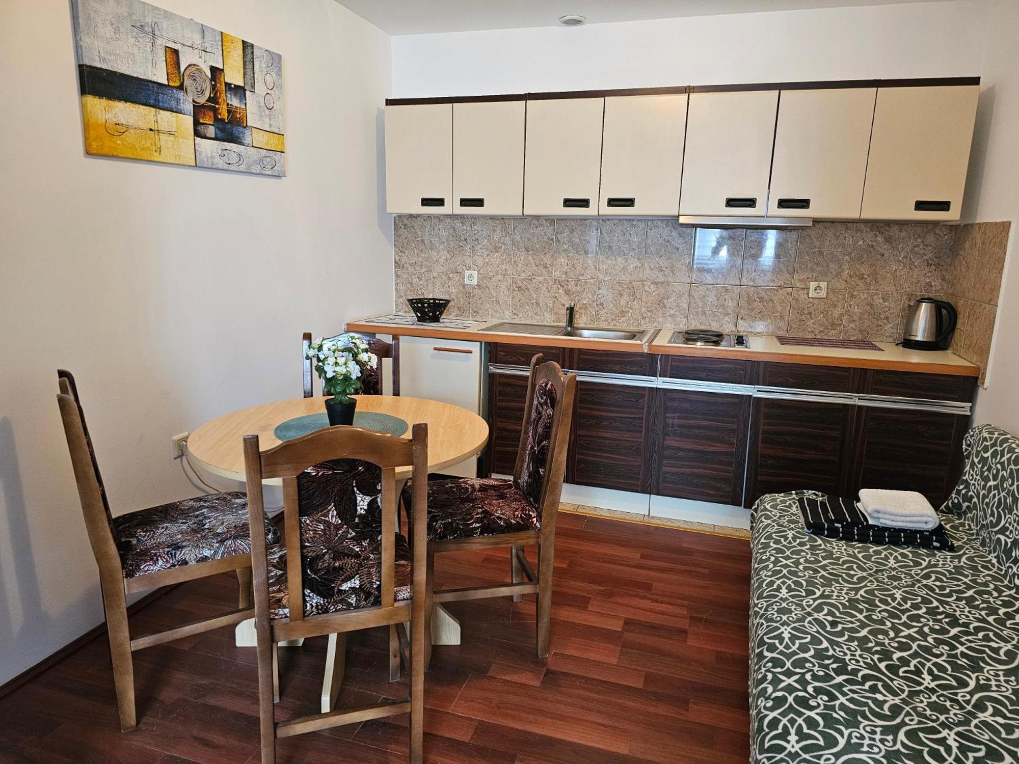 Apartmani Royal Residence ゴルバッツ エクステリア 写真